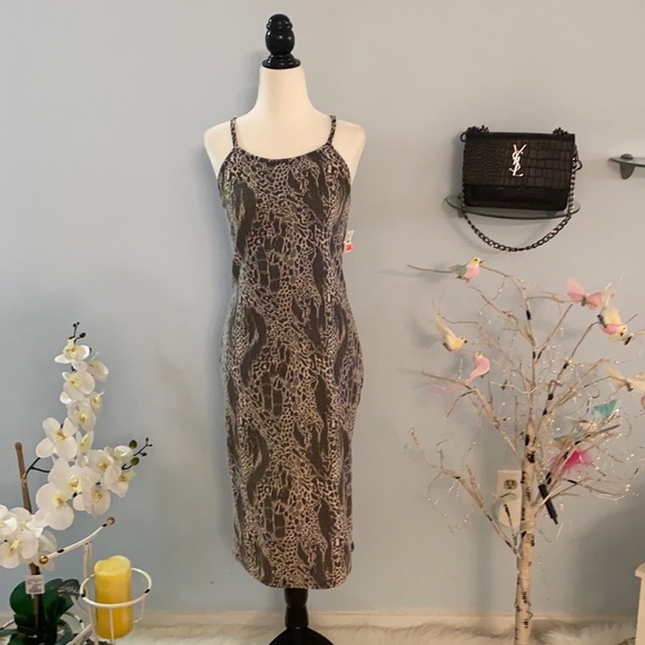 Ivtro Leopard Print Spaghetti women dress Gray& white colour round neck slim fit - Picture 2 of 7